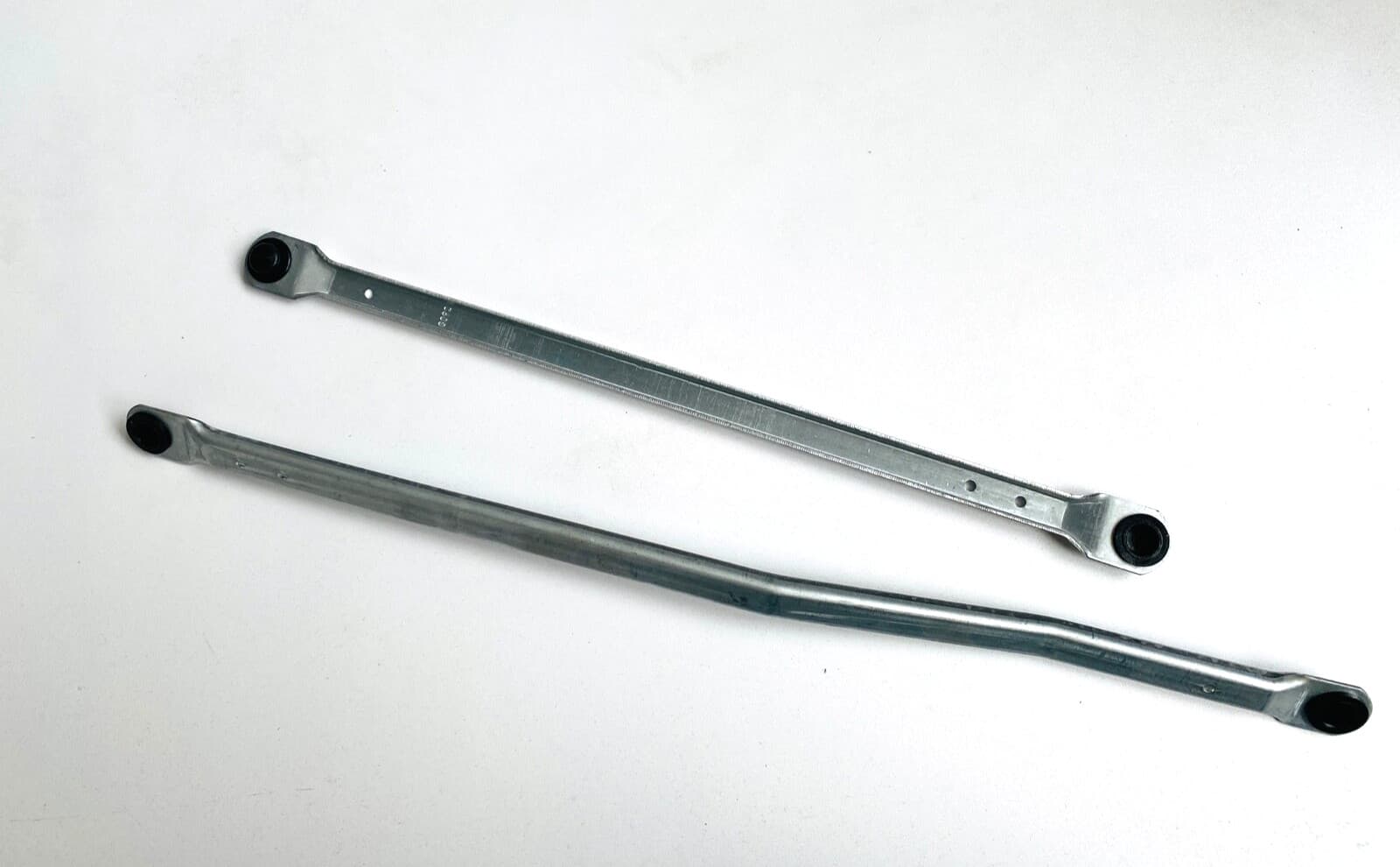 Front Windscreen Wiper Repair Kit for Nissan Qashqai + 2 (07-13) 28800-JD000