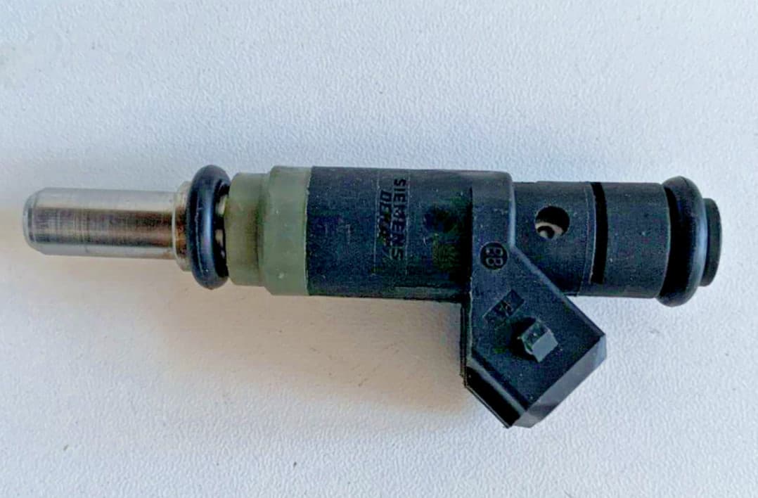 for BMW E46 E90 E91 3 Series N42 / N46 Injector  316i 318i 320i