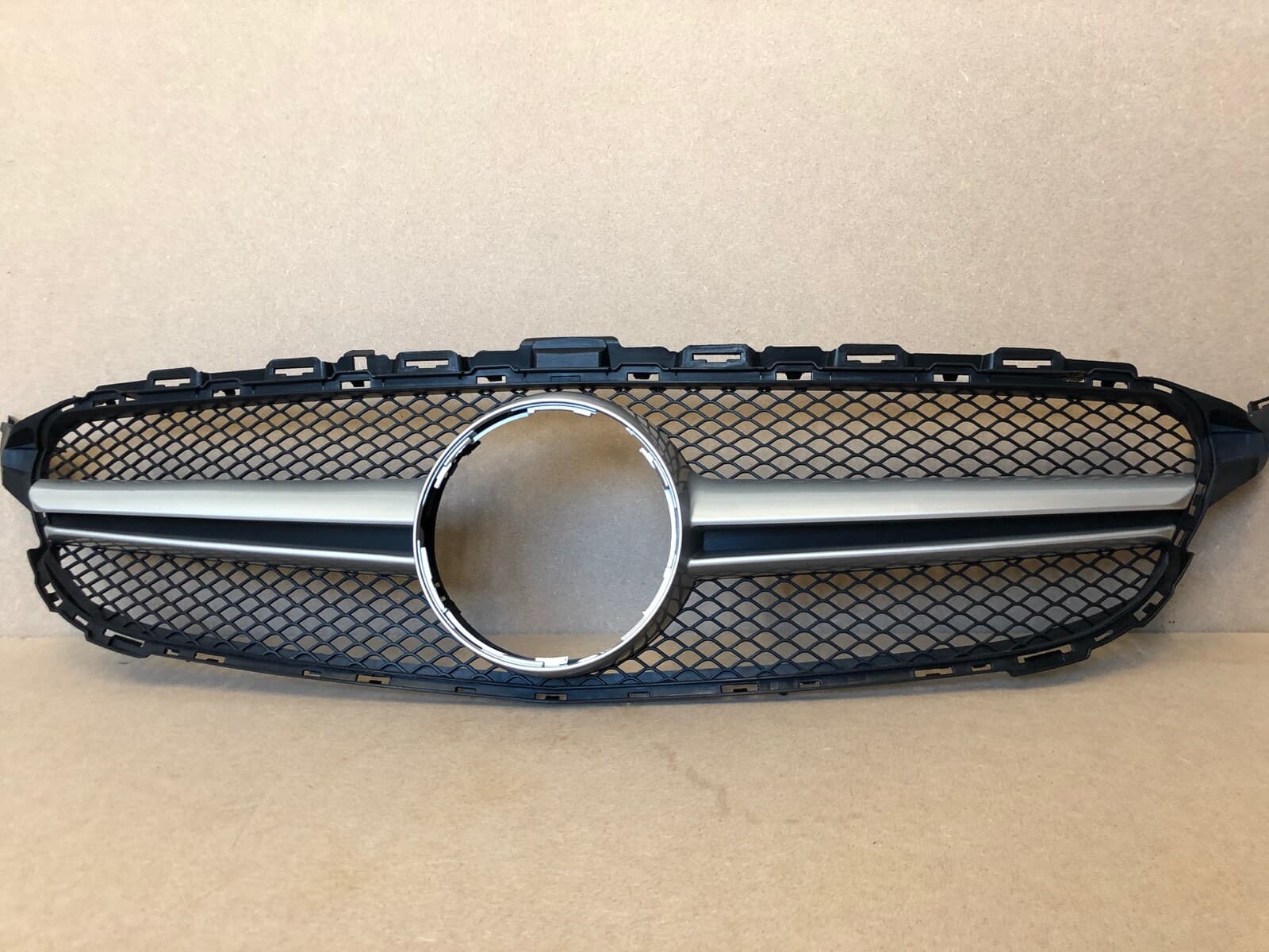 Front Bumper Grille For C400/C300 Benz C Class 2014-2018 with CHROME Fin no emb