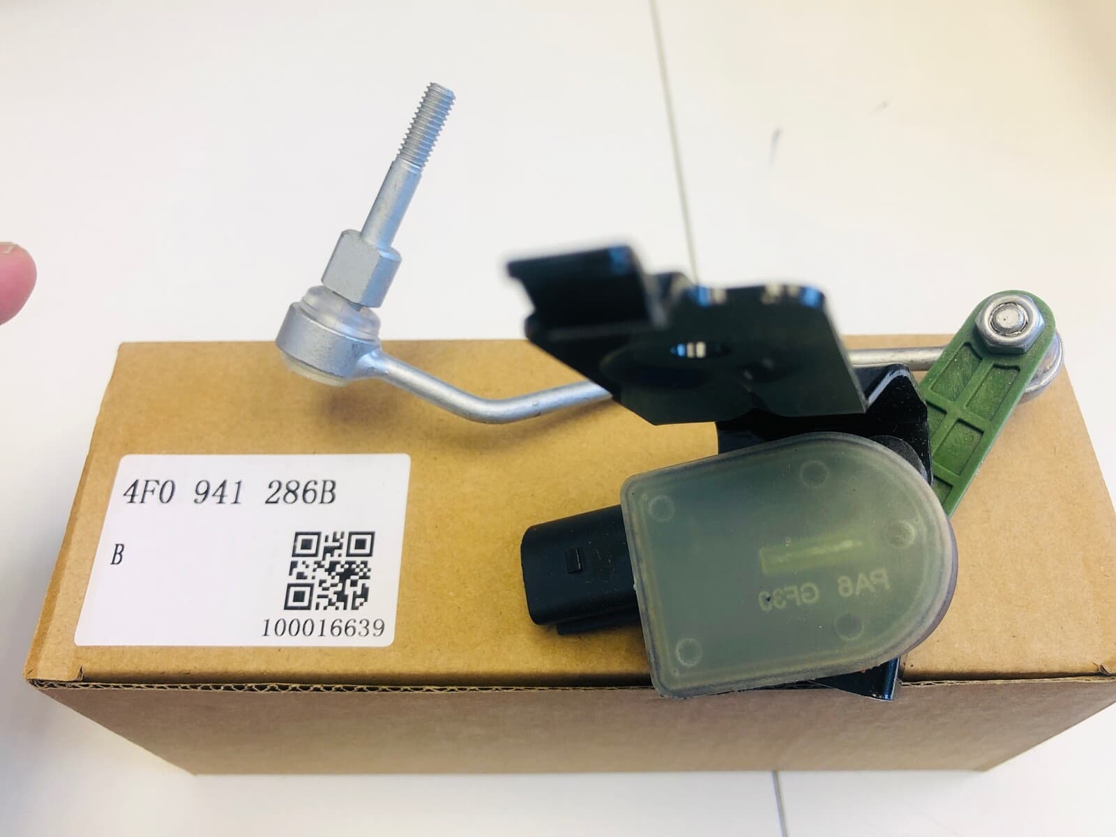4F0941286B Air Suspension Height Sensor for Audi A6/All C6/4F 04-11 Front Right