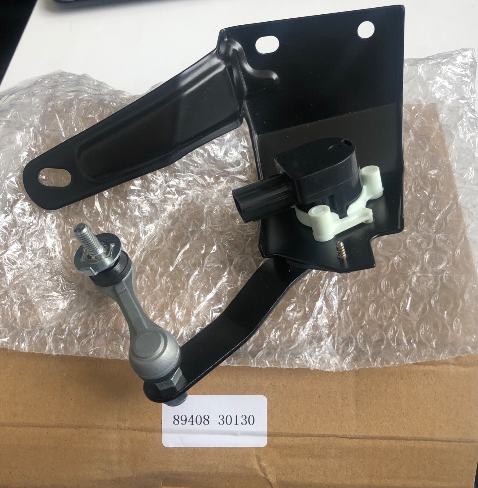 NEW fits LEXUS REAR SUSPENSION HEIGHT CONTROL SENSOR 89408-30130, 8940830130