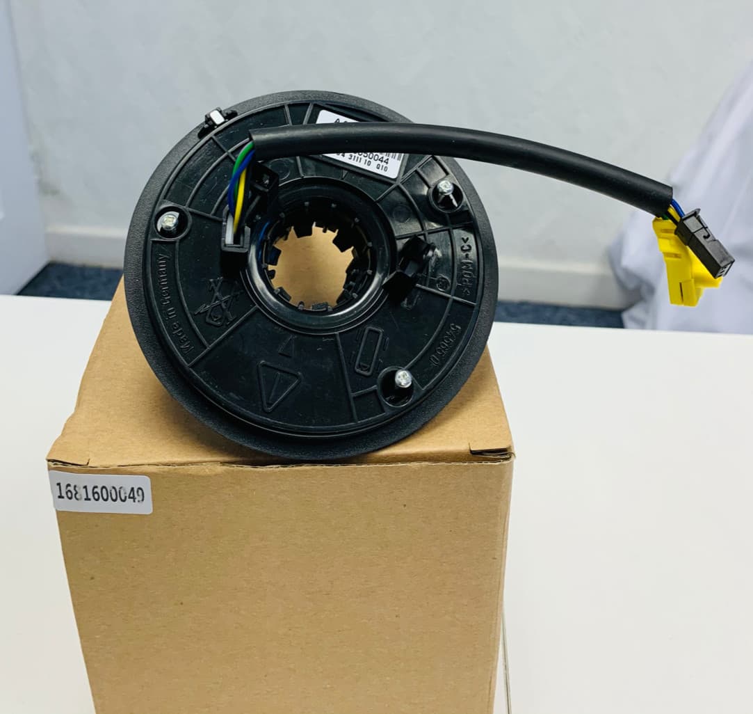 Air Spiral Cable Clock Spring Squib for Merc Benz A1681600049 Bag Angle Sensor
