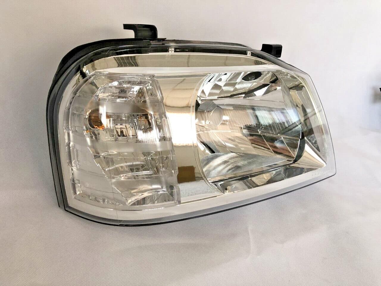 For NISSAN 26010-VL30B SINGLE DOUBLE CAB OFF SIDE RIGHT FRONT HEADLAMP LHD