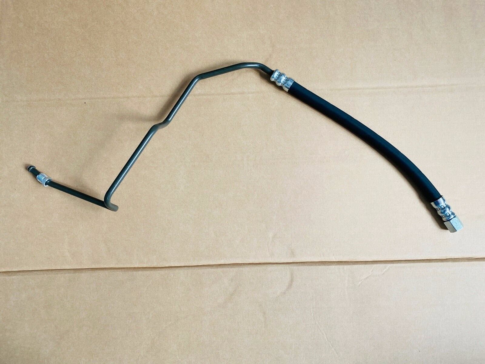 1x fits Saab 900 (94-98) 9-3 (98-03) Power Steering Low Return Pipe Hose 5330451